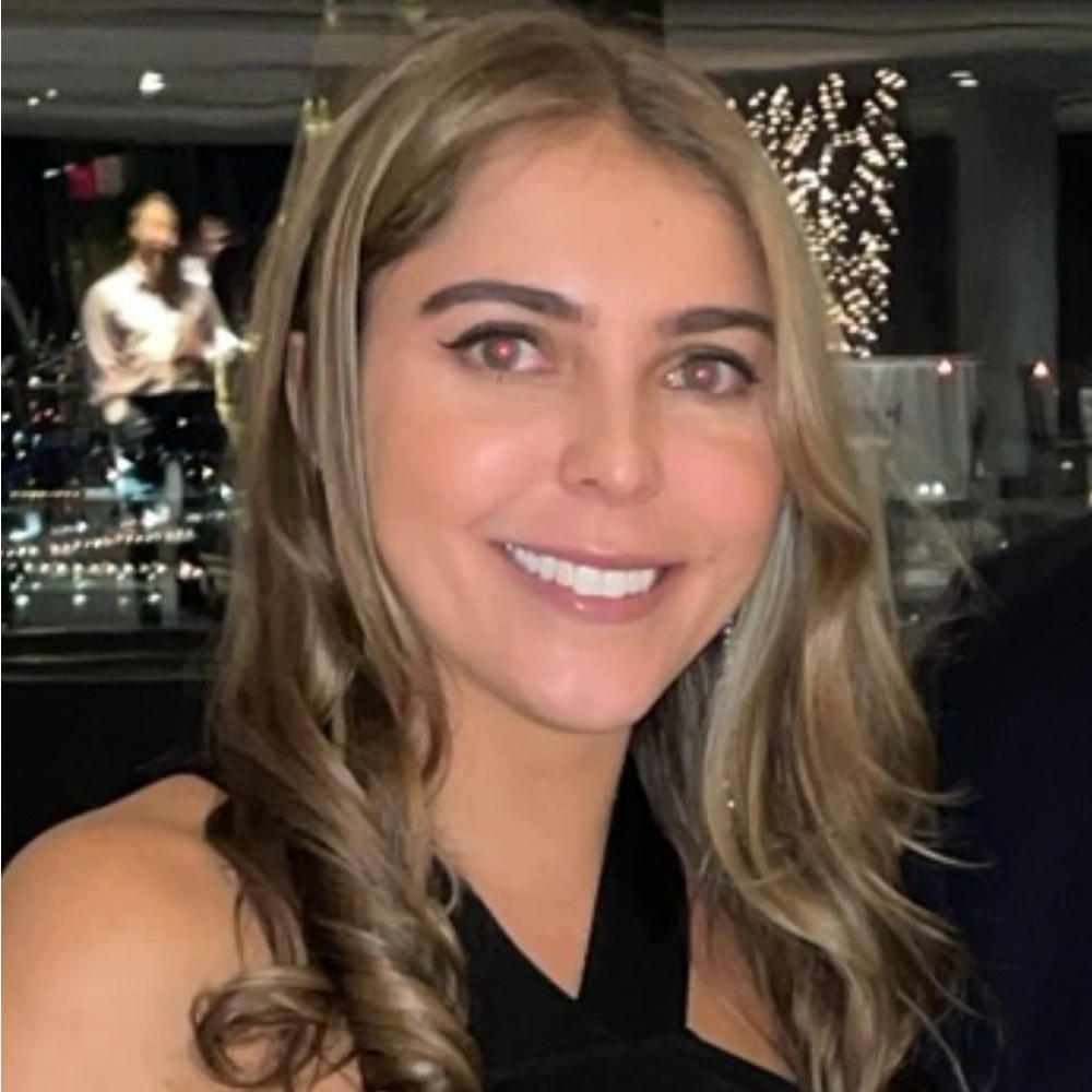 Meet your Posher, Samantha